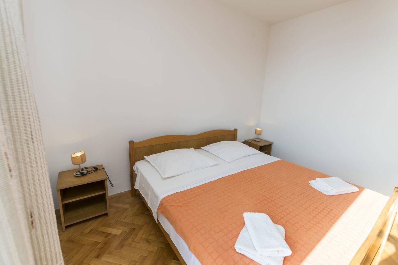 Apartments Jere Stipe Primosten Bagian luar foto